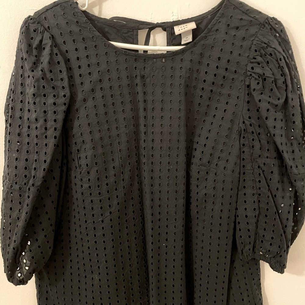 Eyelet Blouse w/ Puffed Sleeves